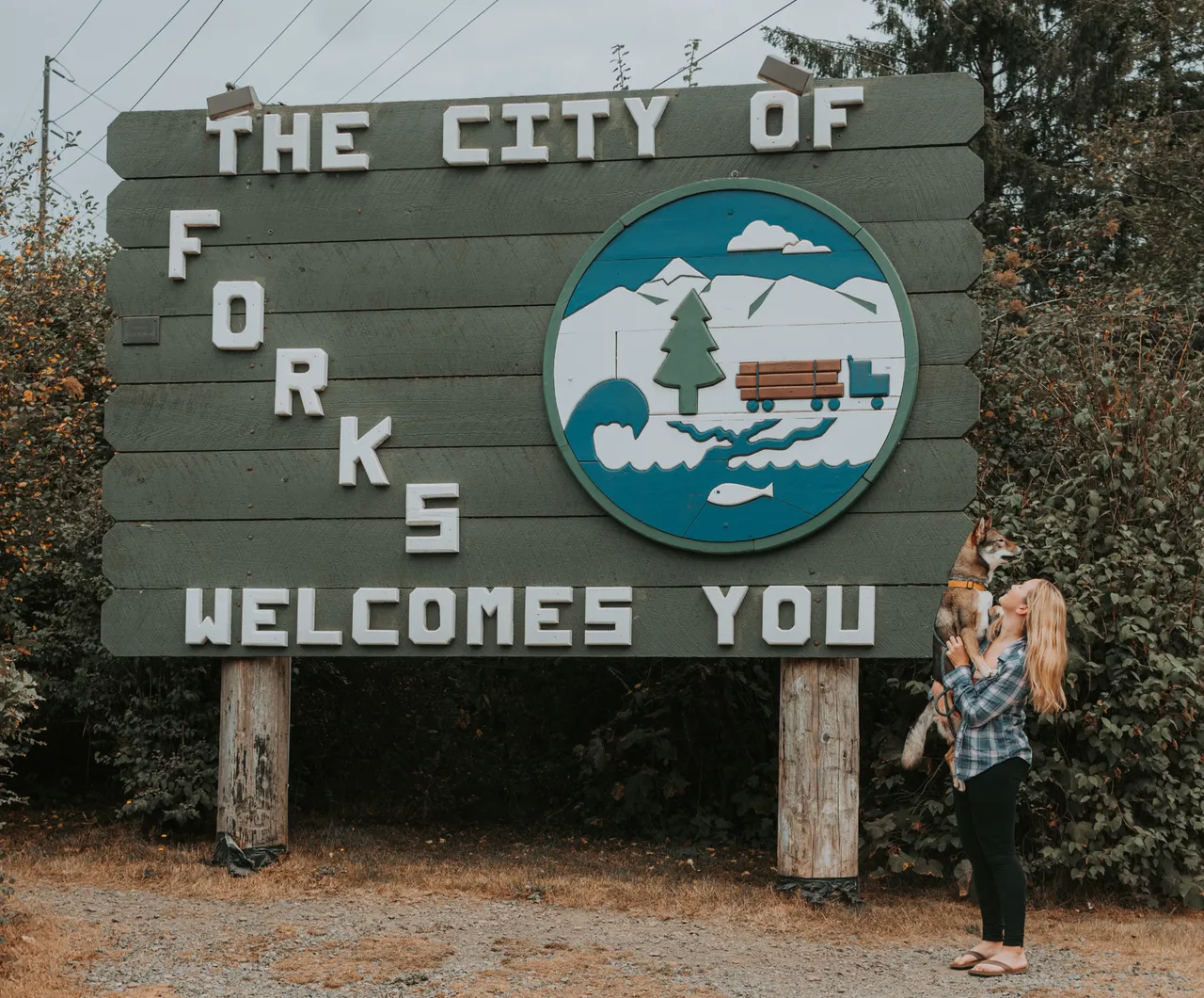 Forks Washington Welcome sign