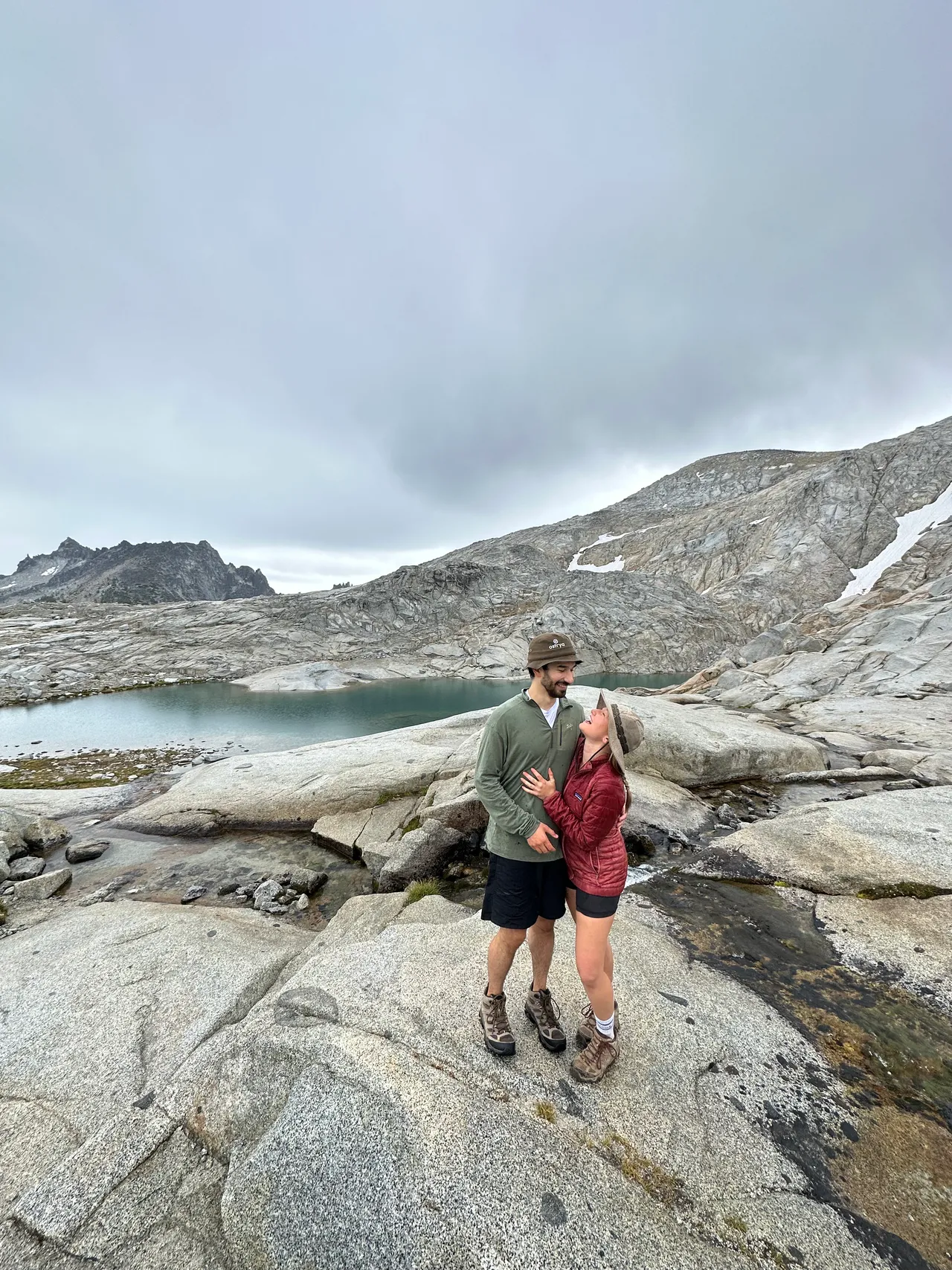 a girl and a guy at enchantments hike
