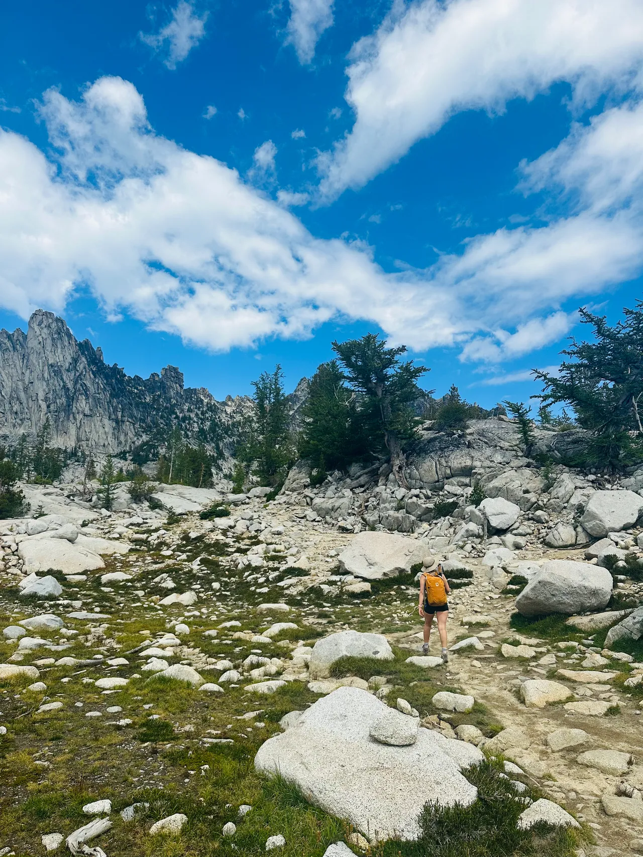 a girl hiking at the enchantments hike