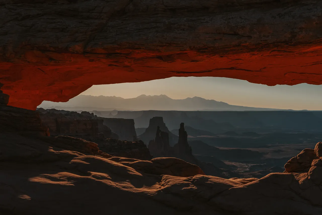 sunrise view at mesa arch