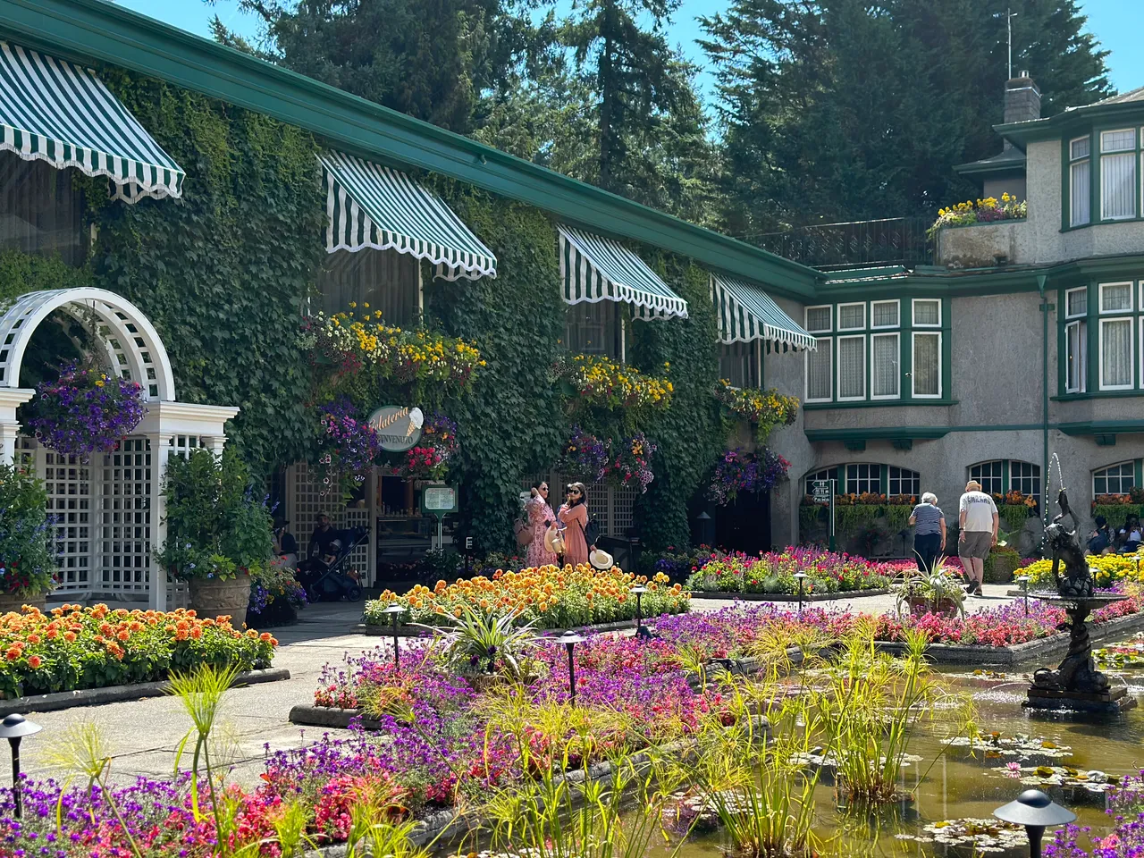 Butchart Gardens italian garden