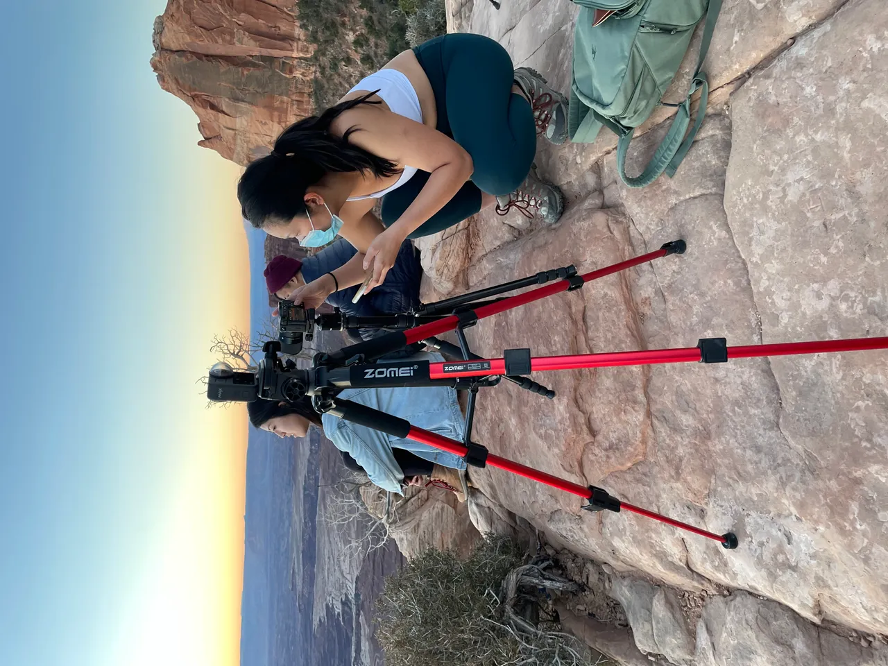 Camera on tripod set up for night photography
