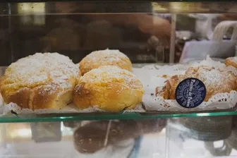 Pastéis de Belém egg custard